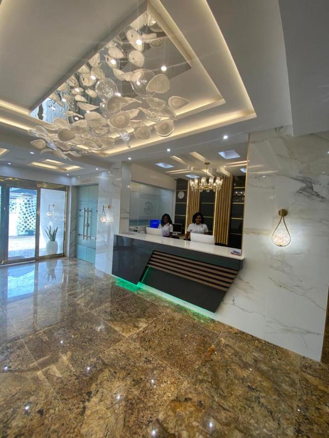 God'S Touch Apartments Signature Lagos Exterior photo