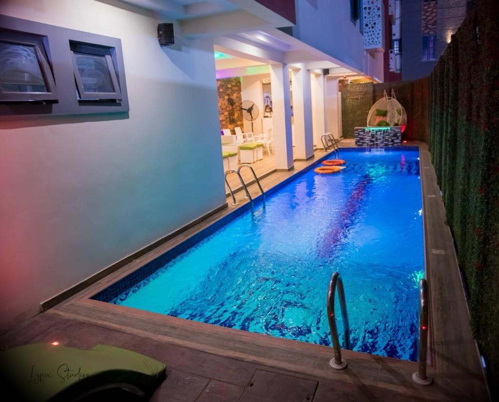 God'S Touch Apartments Signature Lagos Exterior photo