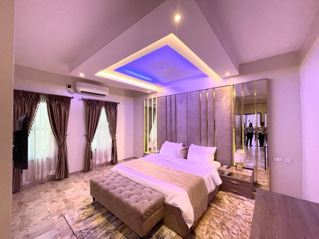 God'S Touch Apartments Signature Lagos Exterior photo