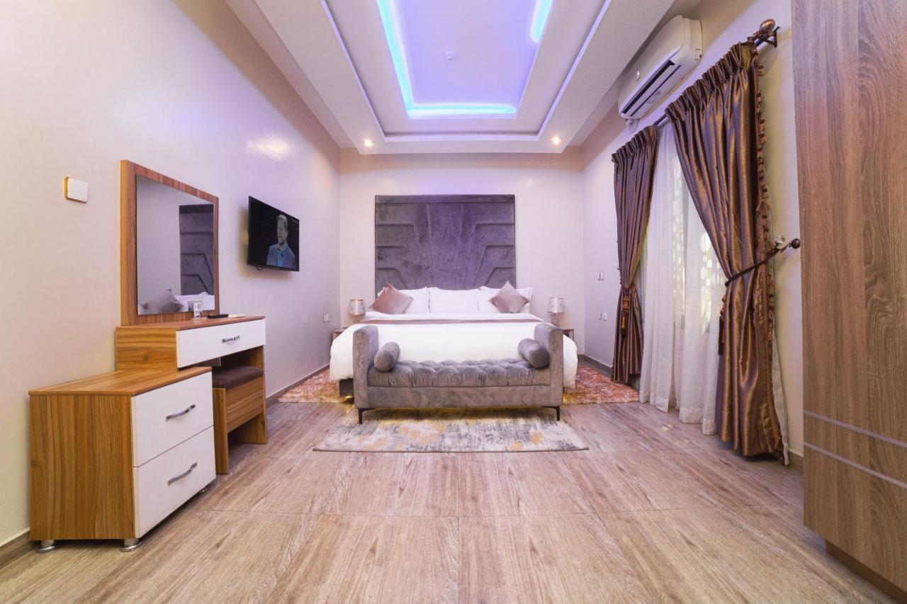 God'S Touch Apartments Signature Lagos Exterior photo